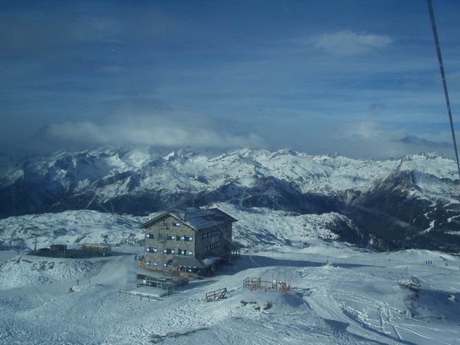 Pogled sa vrha - skijalište Passo Groste 2444 m n.v.