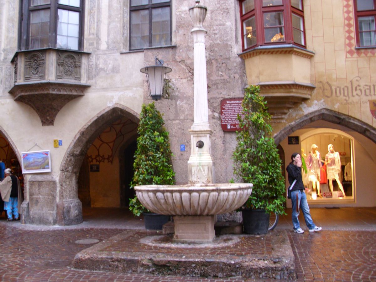 U Herzog Friedrich strasse