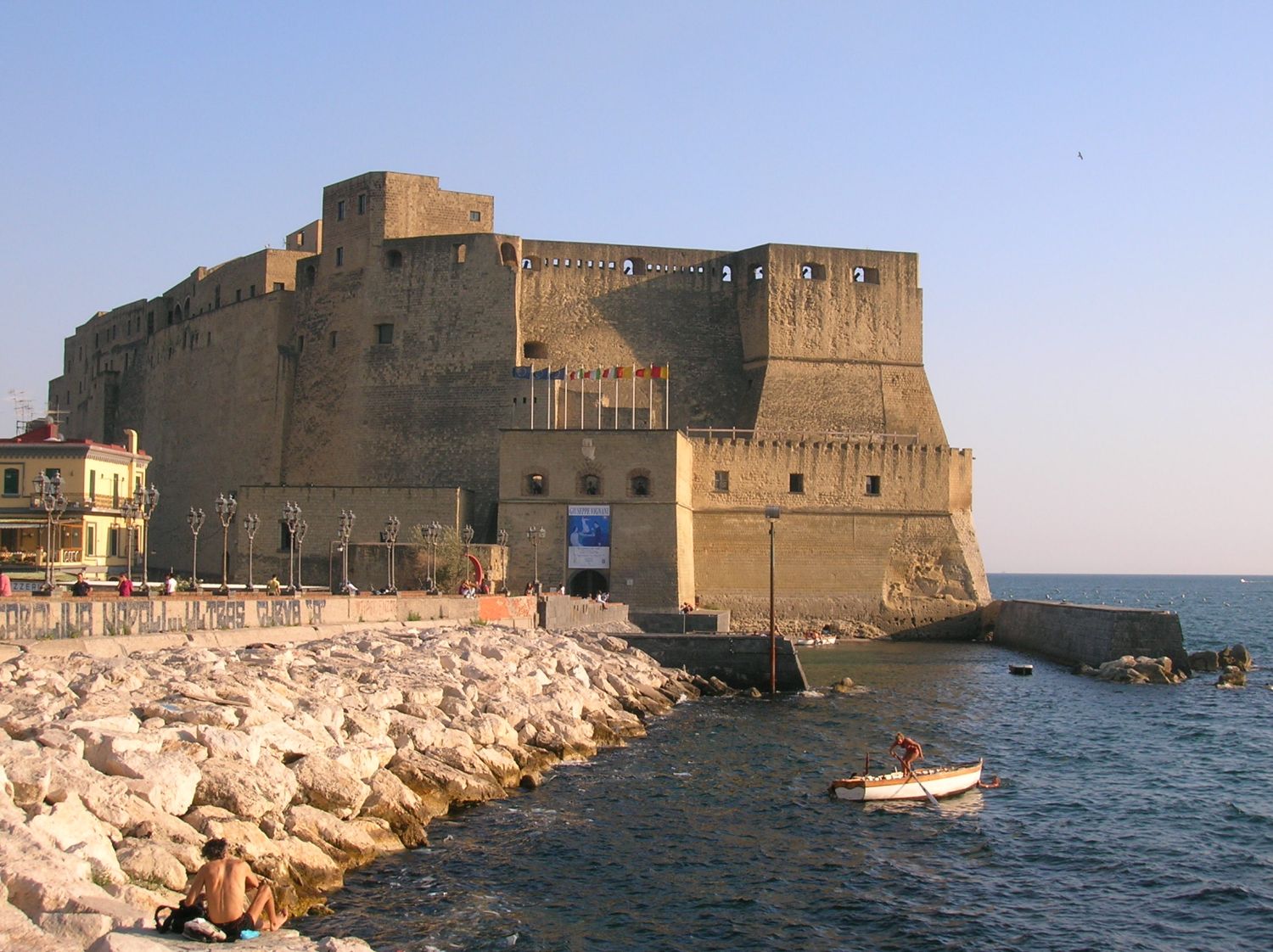 CASTEL DELL'OVO