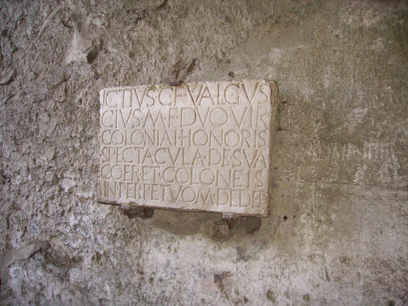 DIGITAL CAMERA Pompei 3