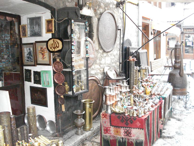 Bakreni artikli