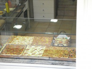 072 Pizzerija blizu Skenderovog spomenika
