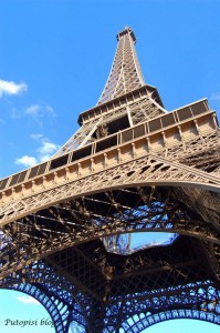EiffelTower_Side Eiffel Tower - Side