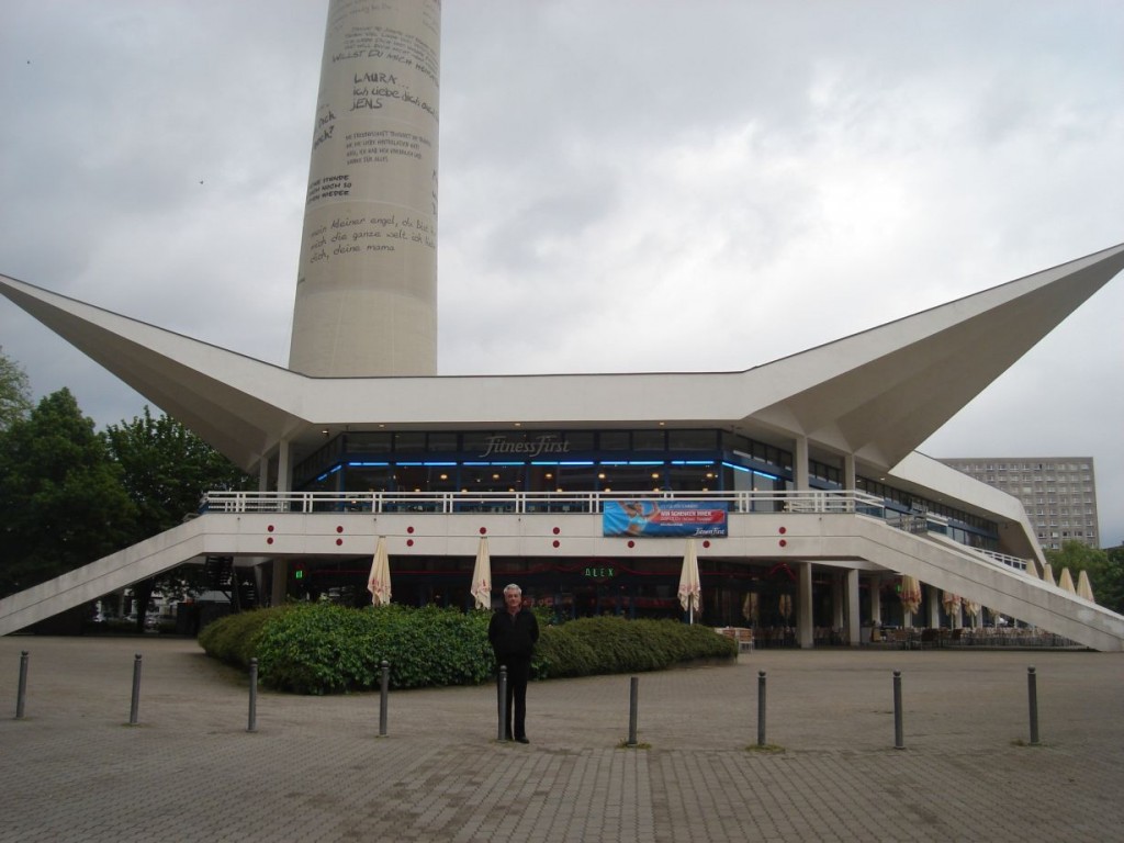 PODNOŽJE TORNJA FERNSEHTURM