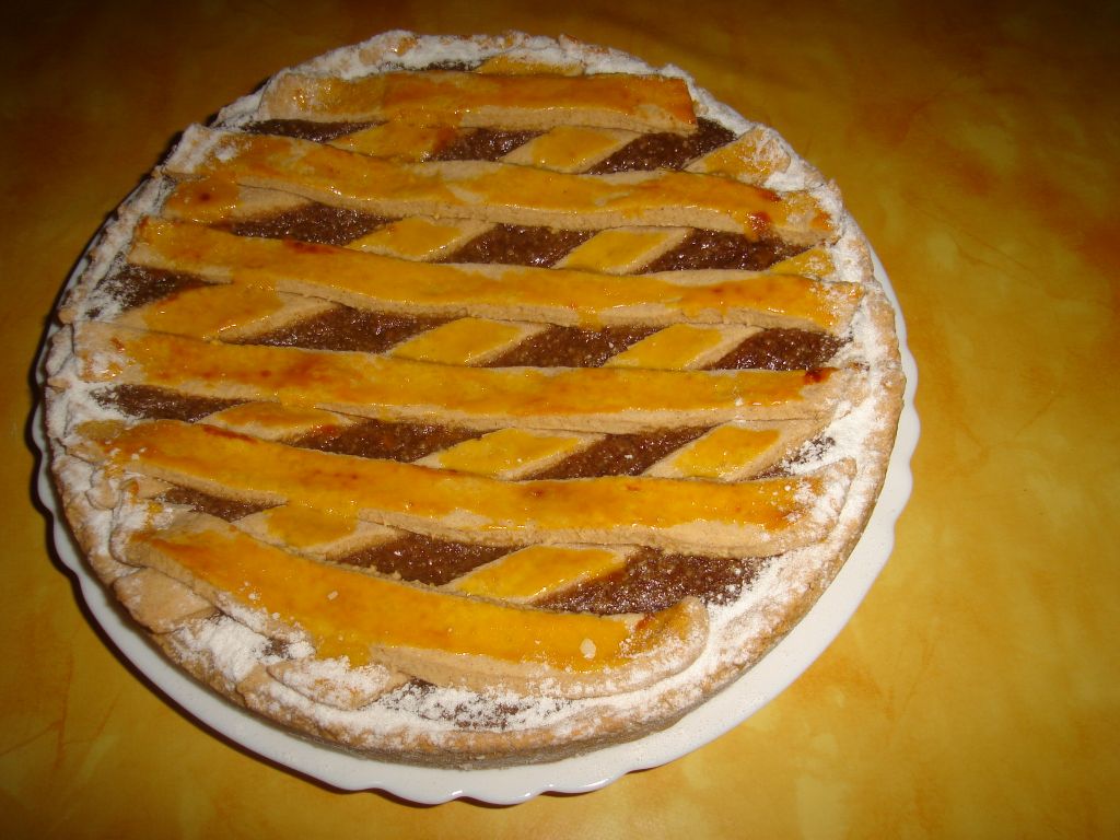 linzer torta - tek ispečena